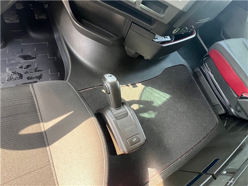 V332416 #16 - V332416