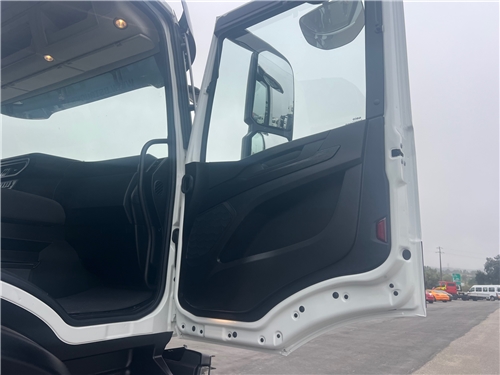 I543689 #24 - I543689 I543689 #24 - I543689