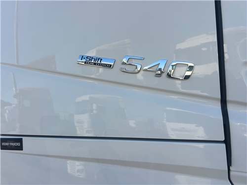 V832967 #12 - V832967