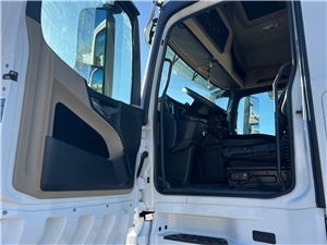 M17VL03 #12 - M17VL03