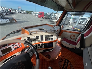 V77PH21 #16 - V77PH21