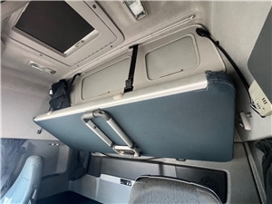 V09QG73 #16 - V09QG73