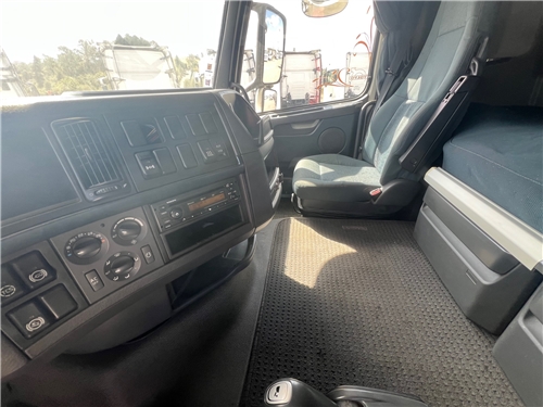 V09QG73 #19 - V09QG73