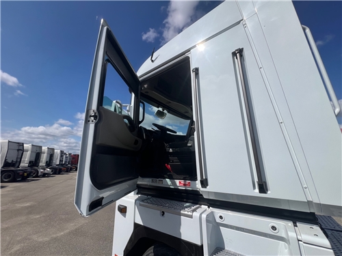 R64LG96 #10 - R64LG96