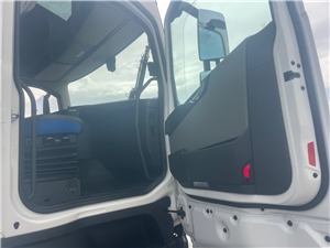 VIATURA USADA MATRICULA: AO-01-RT #9 - VAO01RT