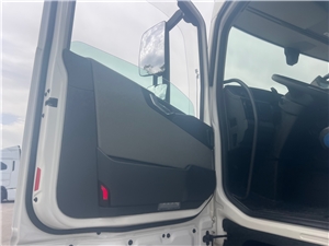 VIATURA USADA MATRICULA: AO-01-RT #11 - VAO01RT