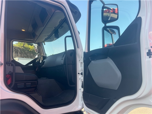 VIATURA USADA, MATRÍCULA: #12 - R005866