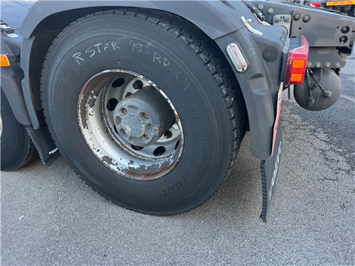 V16GP19 #19 - V16GP19