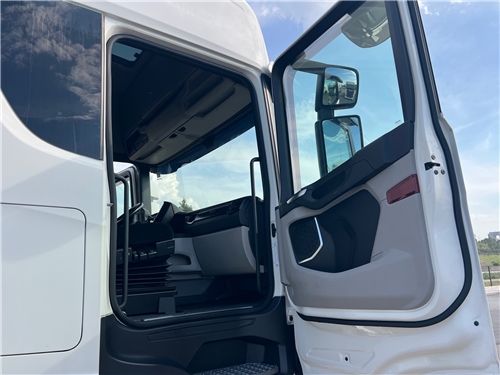 S23XR64 #10 - S23XR64