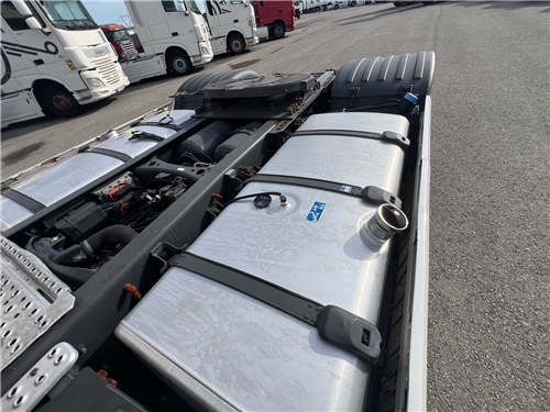 S89ZF19 #6 - S89ZF19