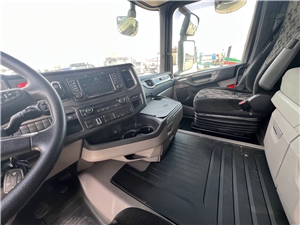 S89ZF19 #18 - S89ZF19