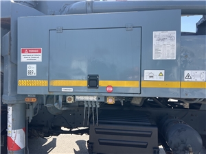 V9915UH #12 - V9915UH