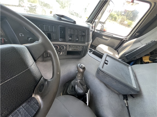 V9915UH #22 - V9915UH