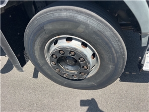 V9915UH #26 - V9915UH