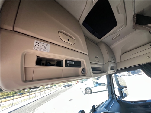 I30ZT52 #16 - I30ZT52