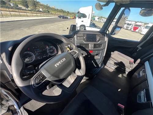 I30ZT52 #18 - I30ZT52