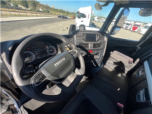 I30ZT52 #18 - I30ZT52